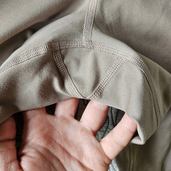 VGUC Girlfriend Collective High Rise Legging Tan Small - Picture 9 of 14